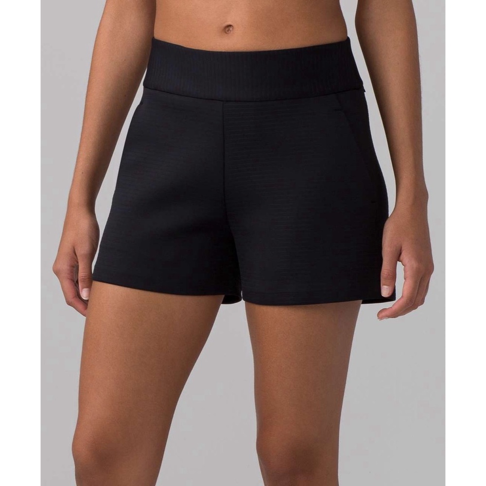 Lululemon Athletica Black Shaped Short